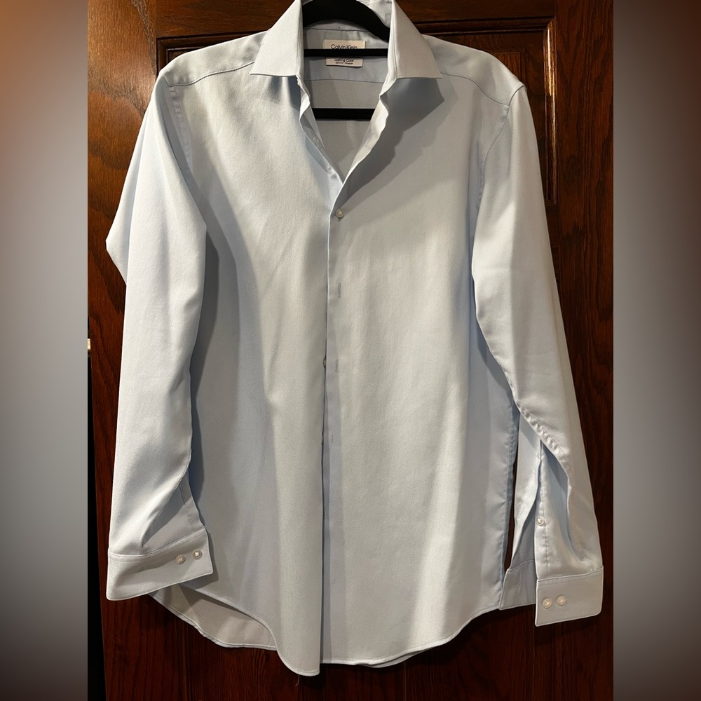 Calvin Klein Men's Light Blue Dress Shirt 15 1/2 32/33 like new